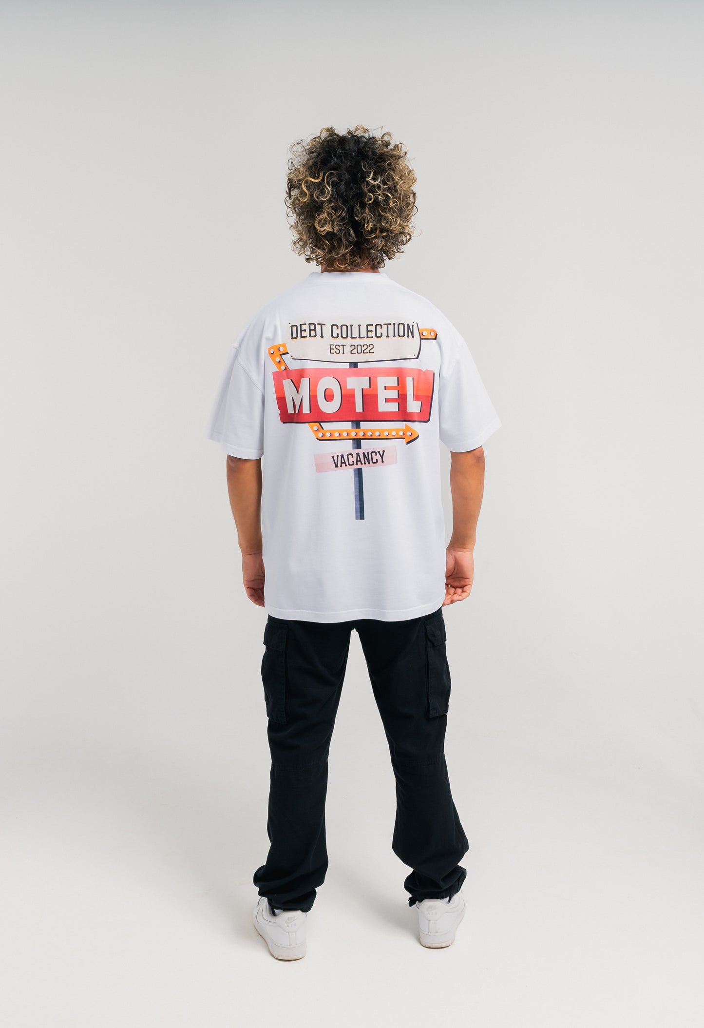 MOTEL TEE